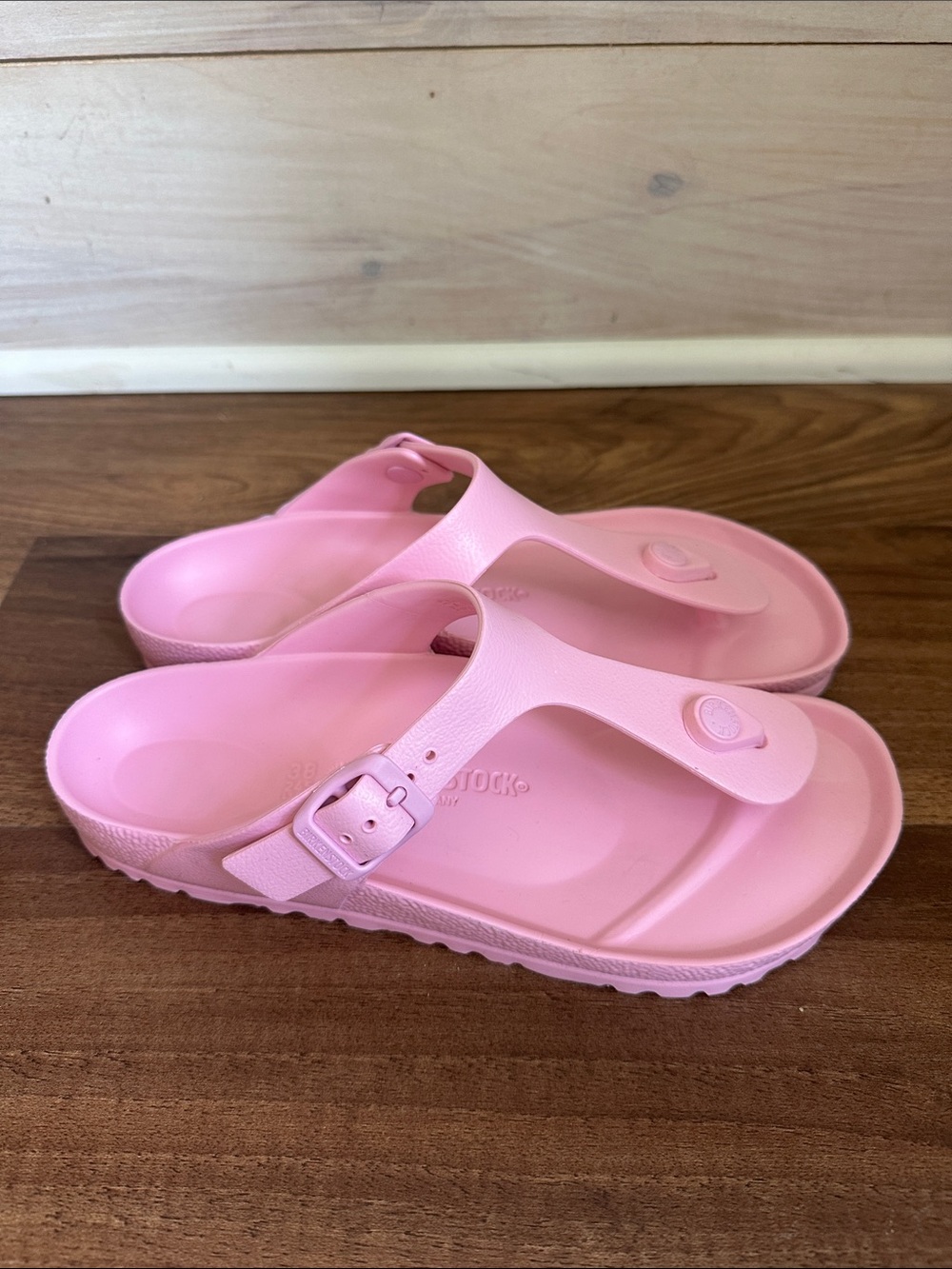 Birkenstock Gizeh EVA Thong Sandals in Fondant Pink-Size 7-Like New - Picture 5 of 7